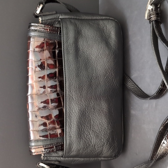 Brighton Eve Delight Women's Black/Brown Leather Small Crossbody Bag. - Picture 6 of 16